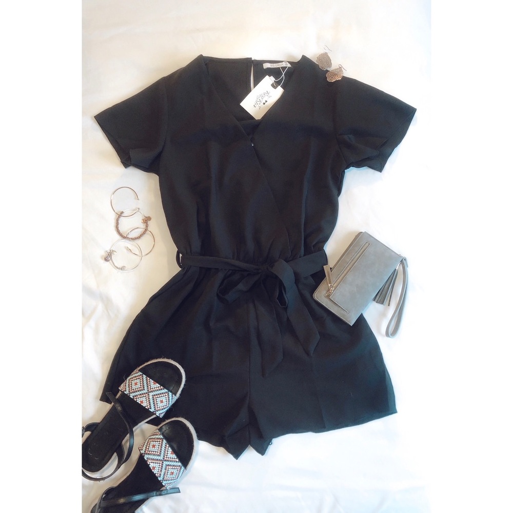 Black short sleeve romper